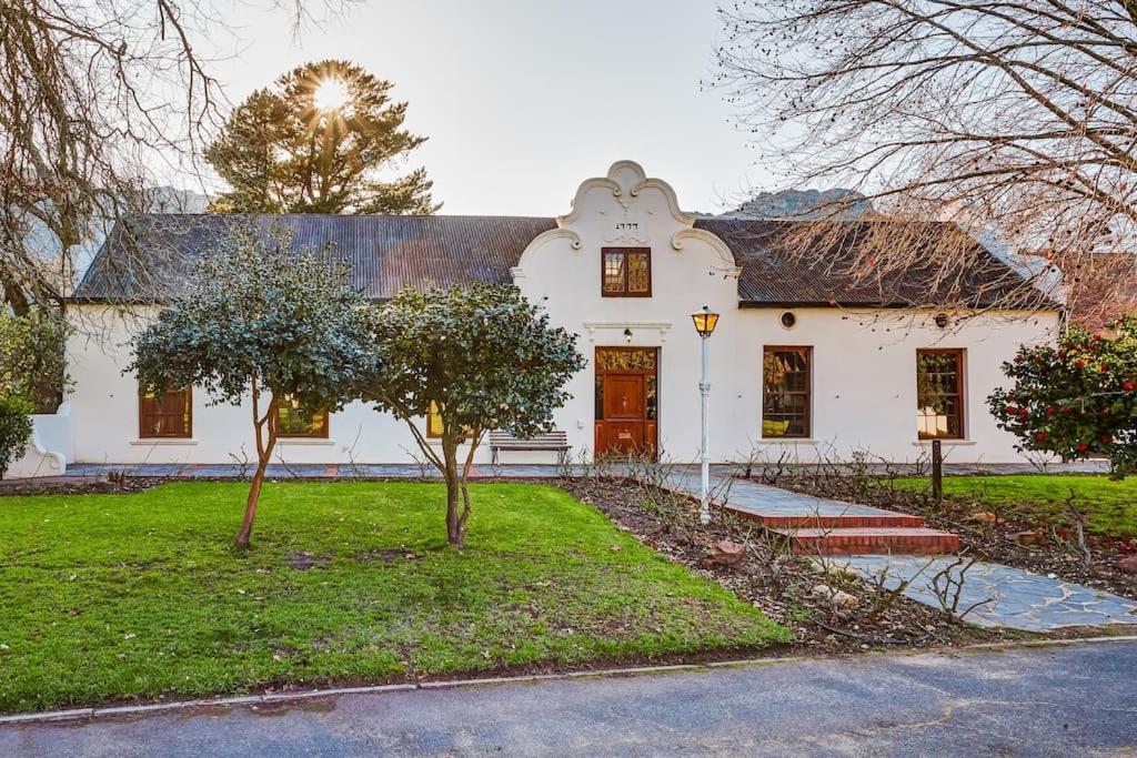 Appartement Le Arc Manor House à Franschhoek Extérieur photo